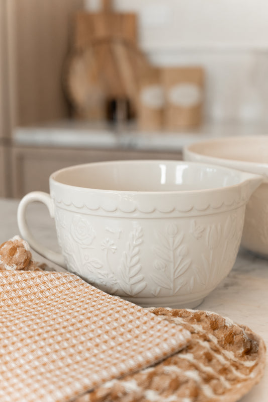 In The Meadow Cream Batter Bowl – by Mason Cash